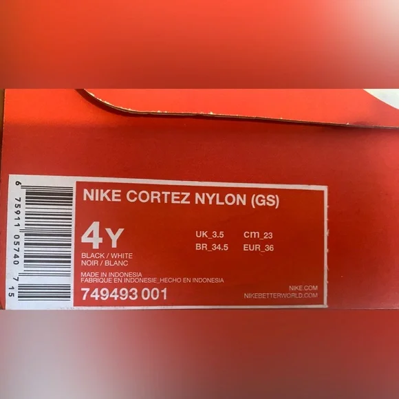 Nike Cortez - Picture 7 of 9